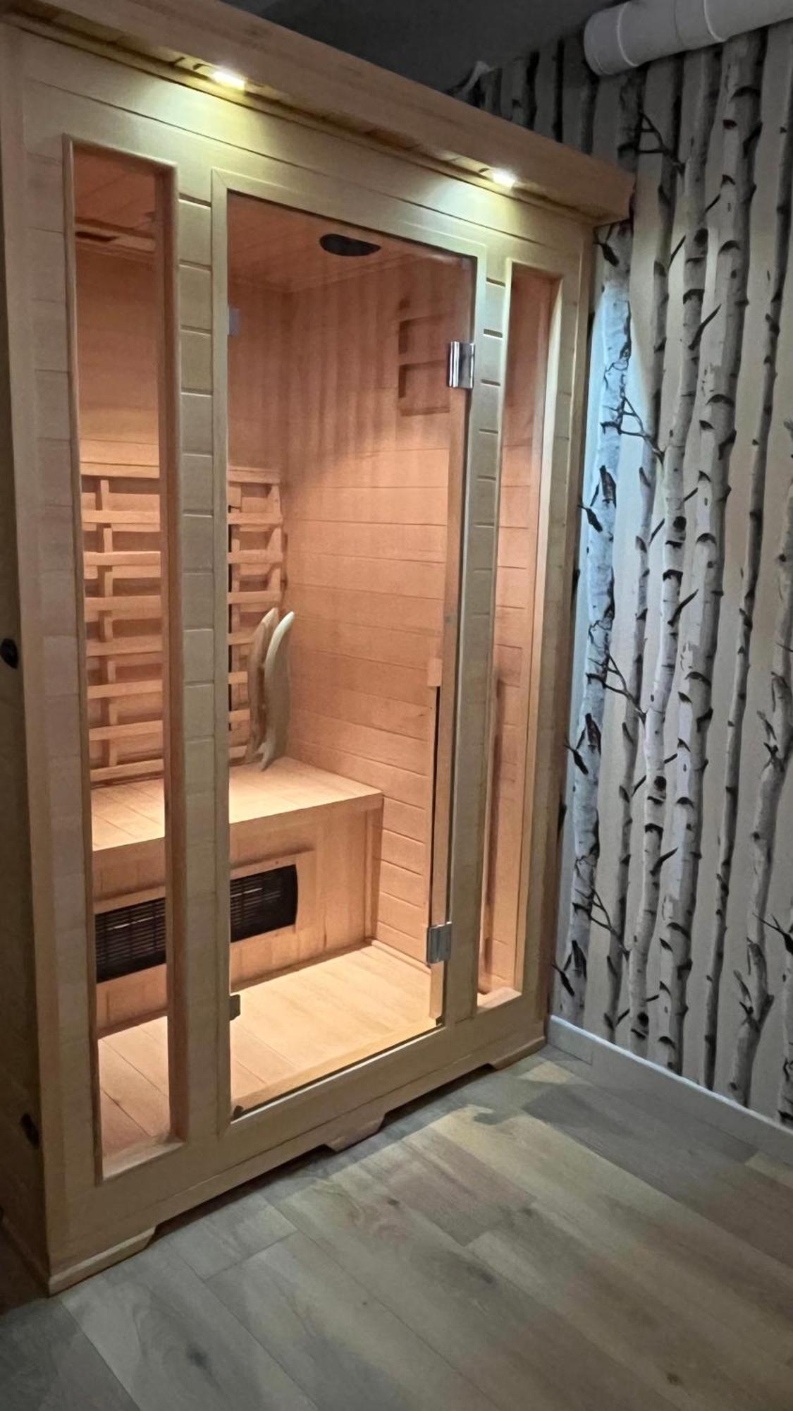 100 M De La Mer, Sauna, Wifi แม-เล-แบ็ง ภายนอก รูปภาพ